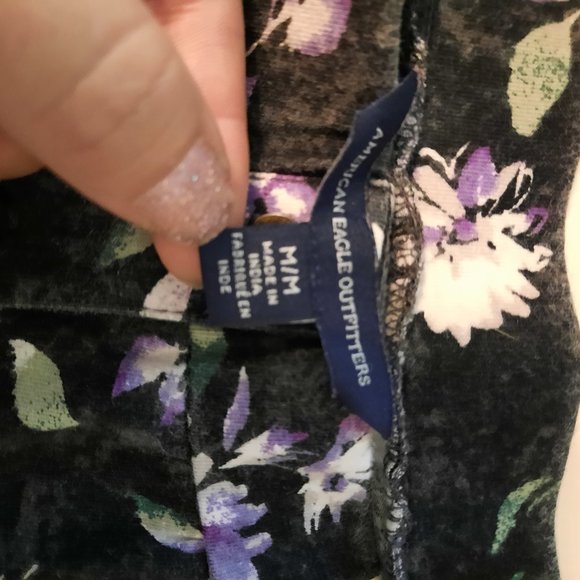 American Eagle Floral Skirt - Picture 3 of 3